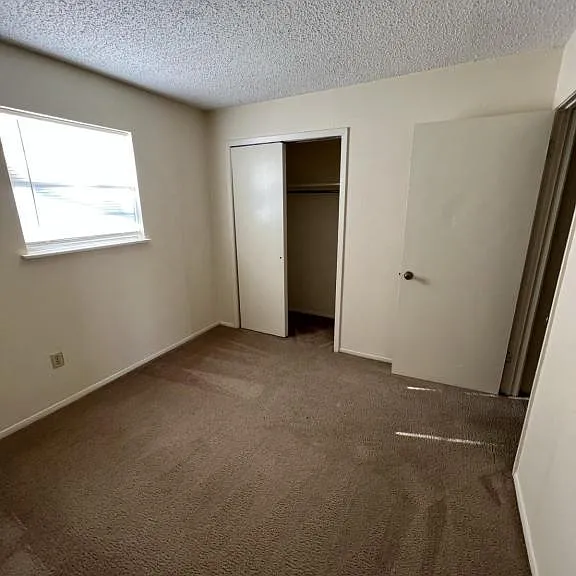 735 S Jackson St #16 — Photo 6