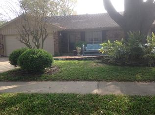 3005 Chester Dr, Pearland, TX 77584