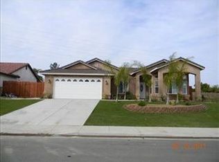 320 Woodlands Meadow Ct, Bakersfield, CA 93308