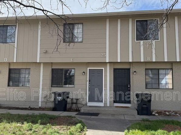 25 Royal Crest Dr APT B