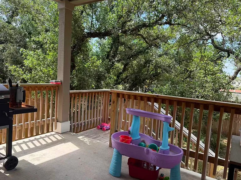 14638 Emerio Dr — Photo 21