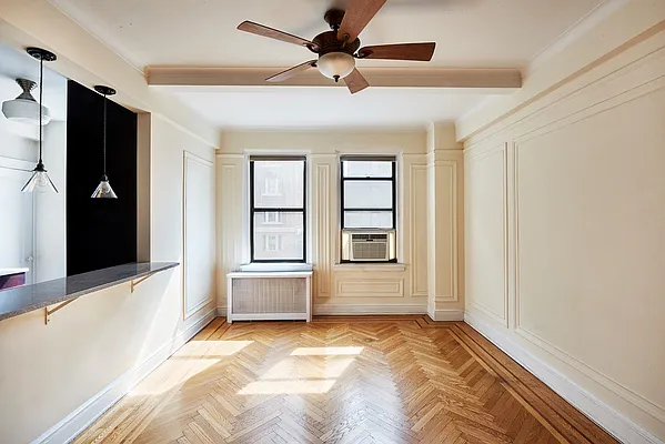Sold by Warburg | media 3
