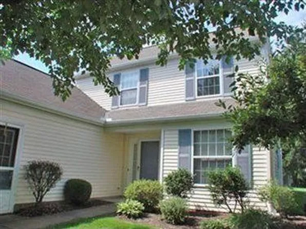 5969 Halle Farm Dr Unit 17, Willoughby, OH 44094