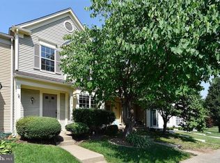 2668 McGuffeys Ct, Woodbridge, VA 22191