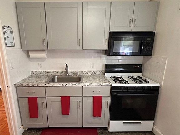 4th image of 230 Pelham Road #2H