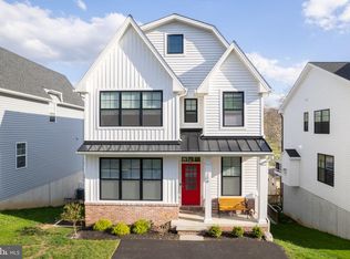 209 Gulph Ln, West Conshohocken, PA 19428