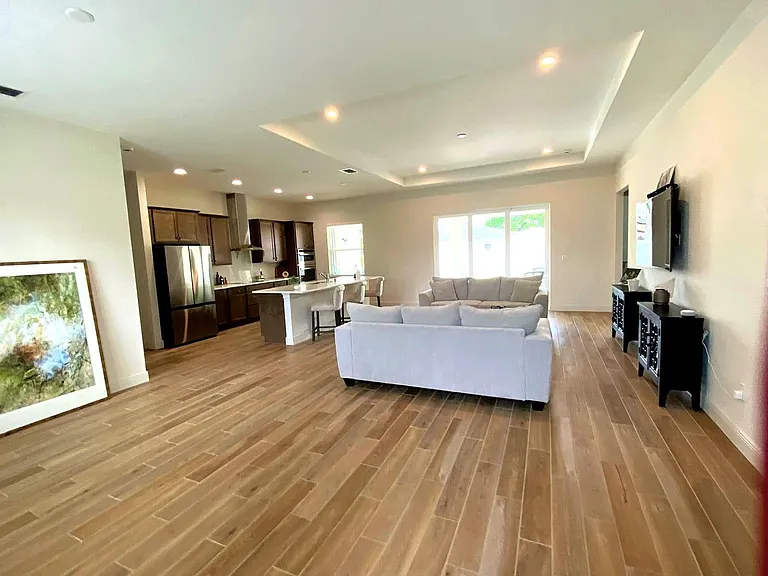 1719 SW Bradway Ln — Photo 8