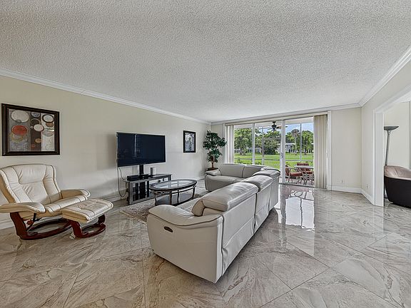 5th image of 4020 W Palm Aire Drive #106