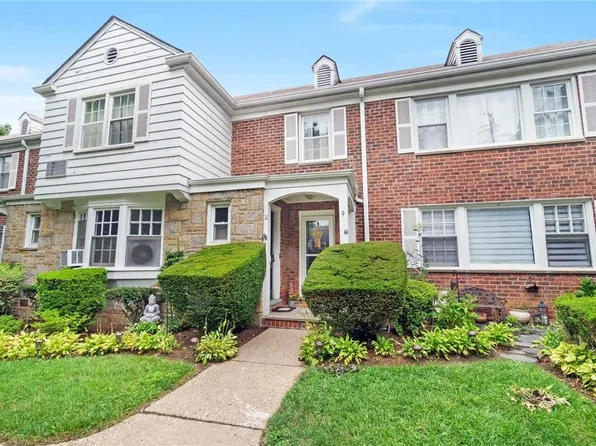 11 Lawrence Park Crescent #11, Bronxville, NY 10708