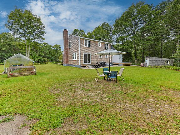 5th image of 34 Commodore Lane