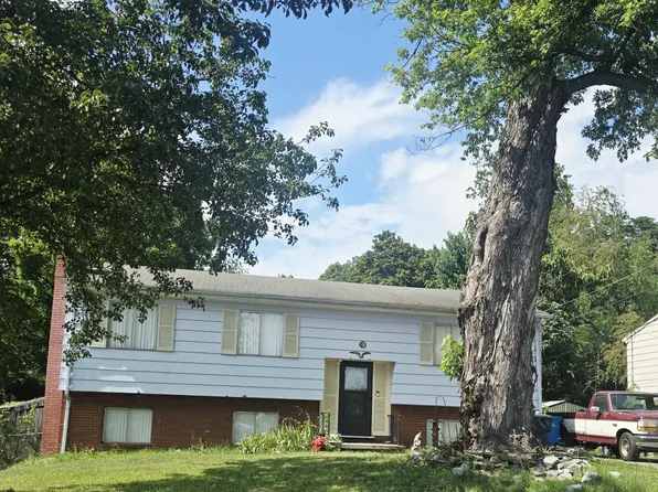 3931 Green Spring Ave NW, Roanoke, VA 24017