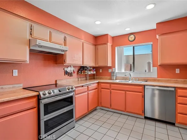 460 Salem St APT 17, Glendale, CA 91203