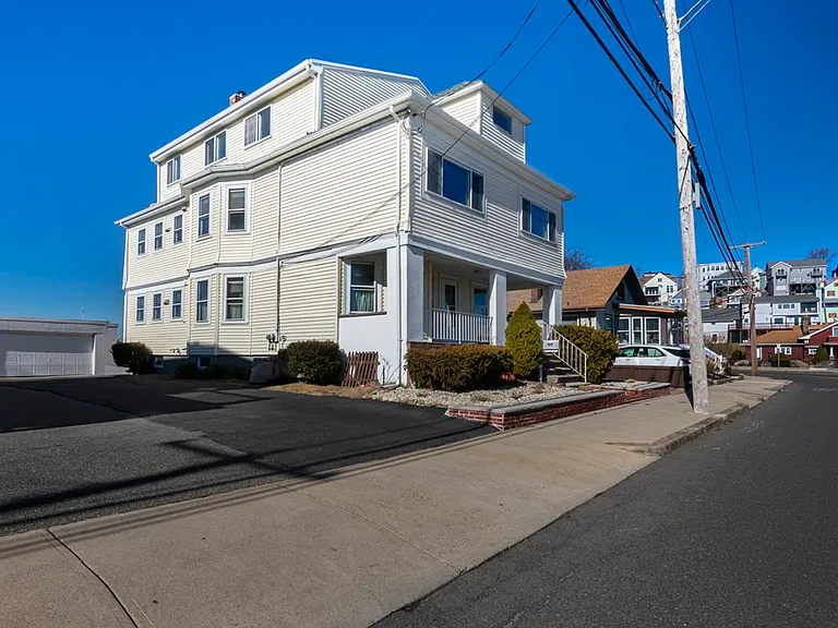789 Shirley St #3 — Photo 1