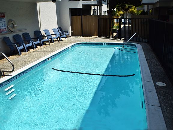 4th image of 1900 Scott Blvd APT 18