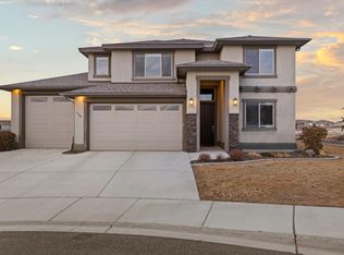 2700 Grayhawk Loop, Richland, WA 99354