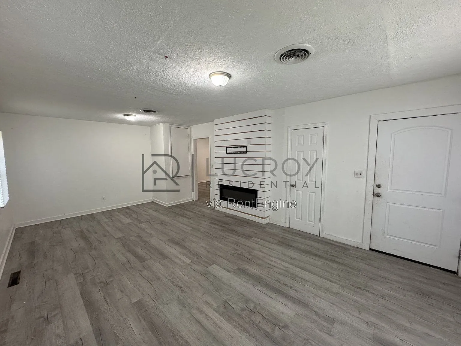 3 bed, 2.0 bath, 1748 sqft, $1,450 — Photo 3