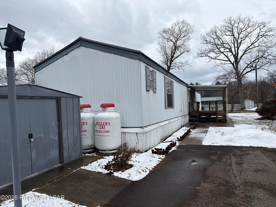 1st image of 6018B Park Rd