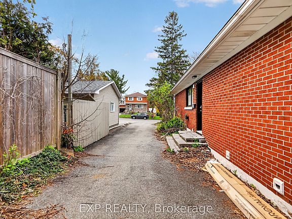 4th image of 1255 Evans Blvd N