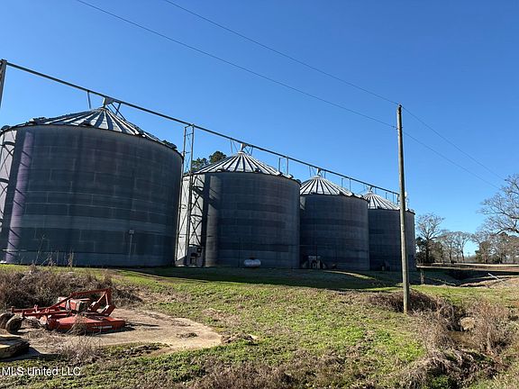 5th image of 4325 Vaughan Rd