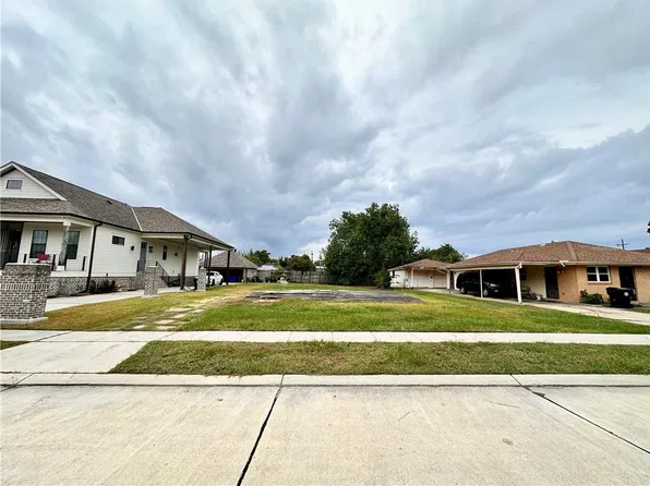 5438 Saint Ferdinand Dr, New Orleans, LA 70126