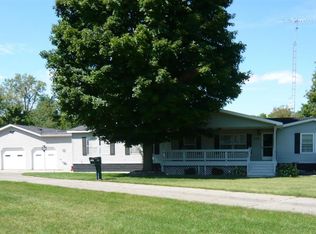576 Squires Rd, Quincy, MI 49227