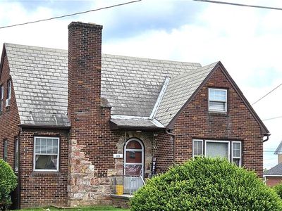 222 South St, Nazareth, PA, 18064