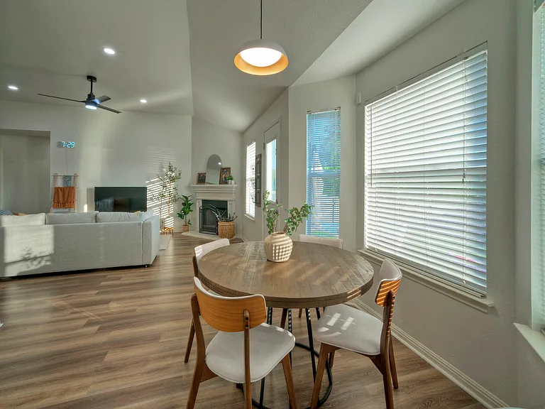 215 Lakemont Dr — Photo 9