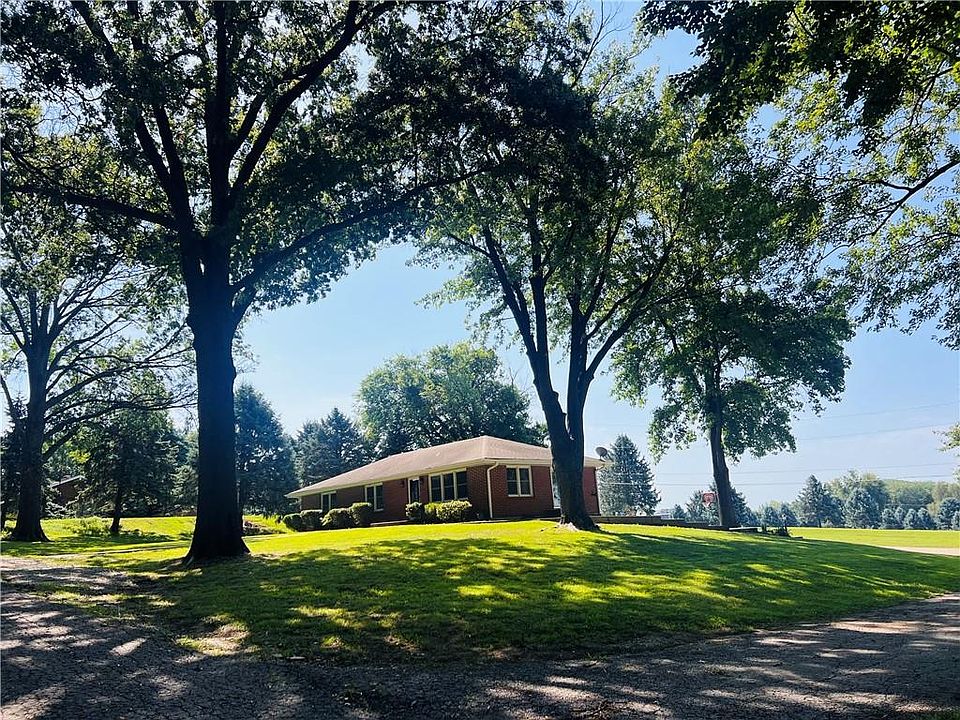 2nd image of 4 Neumann Dr