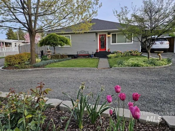 1528 Birch Ave, Lewiston, ID 83501