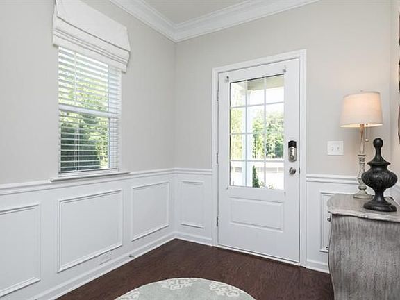 5th image of 6261 Thorncrest Dr