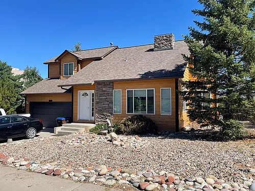 1372 Firethorn Dr Photo 1