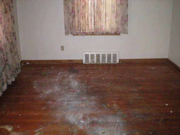 3rd image of 4433 Syracuse St