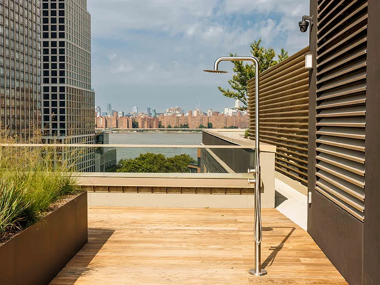 75 Dupont St #709 — Photo 19