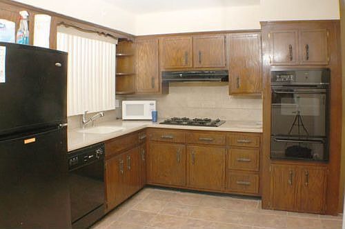 4th image of 10554 Flatlands 5 St