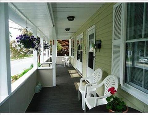 Relaxing front porch