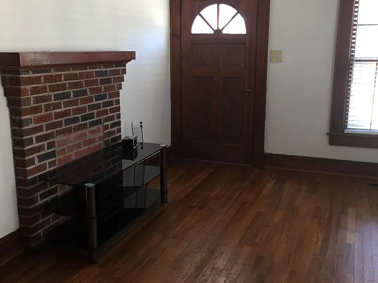 2938 N Lookout St — Photo 4