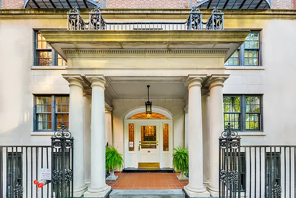 Sold by Douglas Elliman | media 17