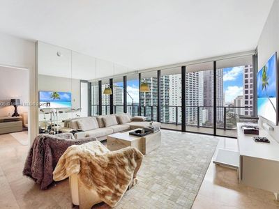 68 SE 6th St APT 1603, Miami, FL, 33131