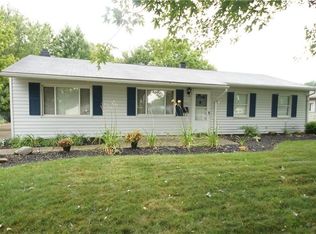 7411 Chennault Dr, North Ridgeville, OH 44039