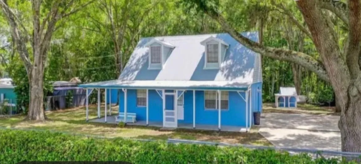 4 bed, 1368 sqft, $2,750 — Photo 1