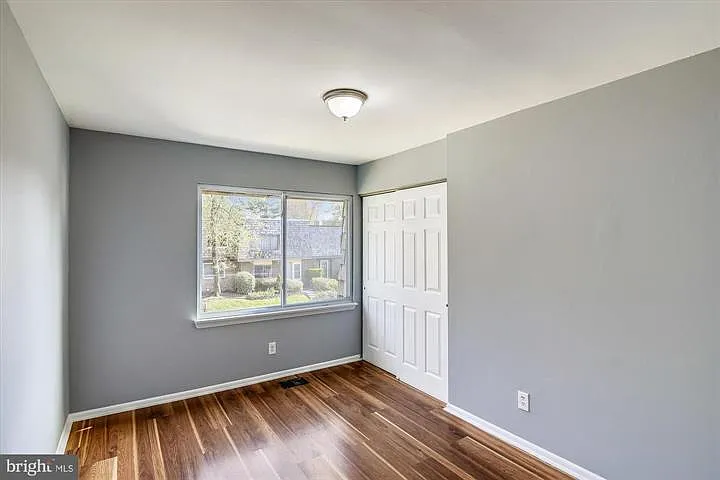 324 W Deer Park Rd — Photo 18