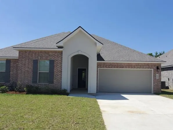 (undisclosed Address), Zachary, LA 70791