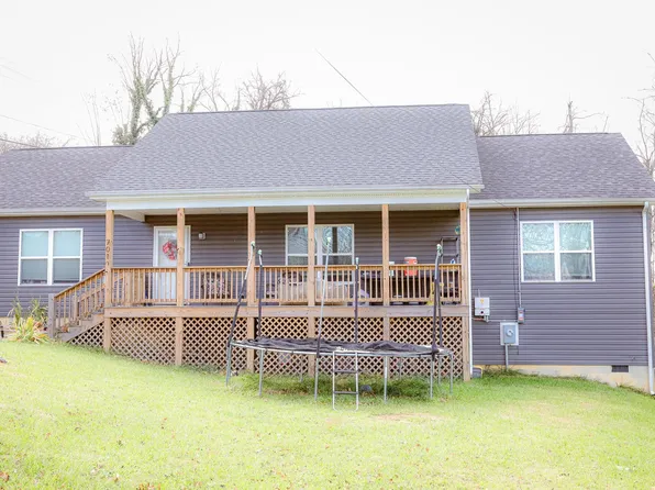 701 Western Rd, Waynesboro, VA 22980