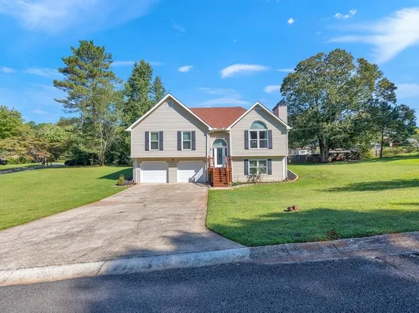 3160 Randall Dr, Marietta, GA 30066