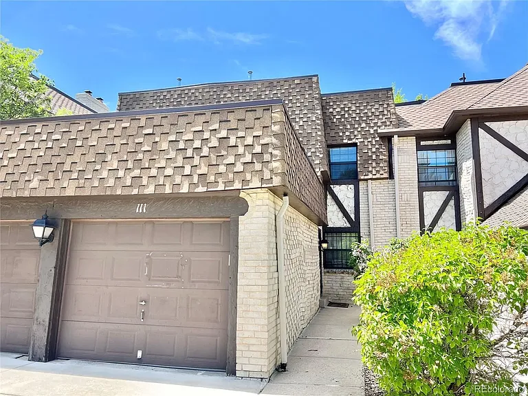 7250 Eastmoor Dr #111 — Photo 1