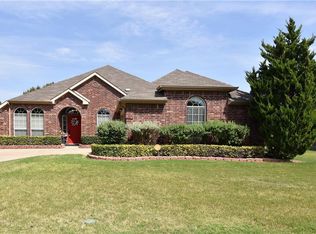 306 Cascade Dr, Red Oak, TX 75154