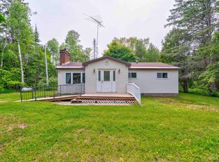 825 W Gulliver Lake Rd, Gulliver, MI 49840