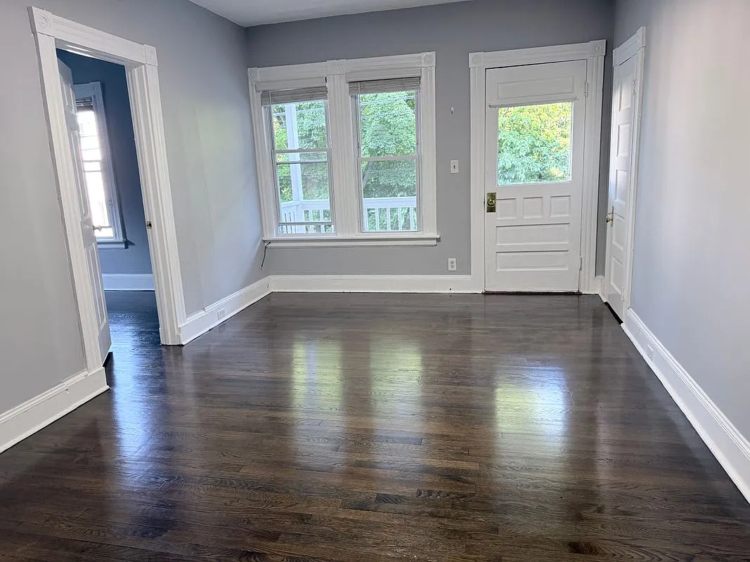 2 bed, 1.0 bath, 896 sqft, $1,850 — Photo 4