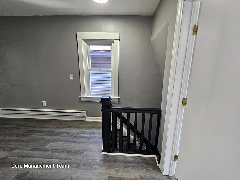 23 Lacona St #2 — Photo 2