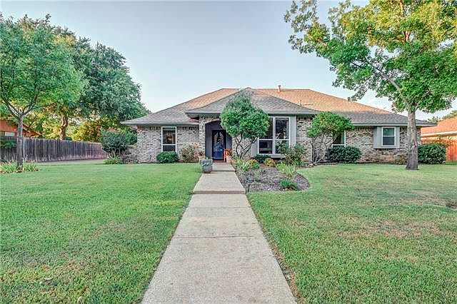 1st image of 205 Merriman Dr